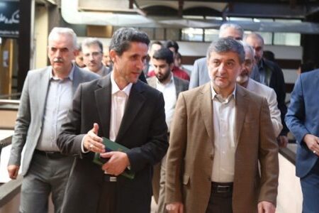 کلنگ‌زنی ساختمان جدید دانشکده بهداشت همدان