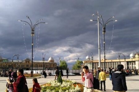 ساماندهی بازار قدیمی و نمای بانک ملی میدان امام(ره)