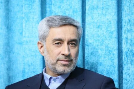 مردم در انتخابات ۱۱ اسفند جشن ملی برپا می کنند