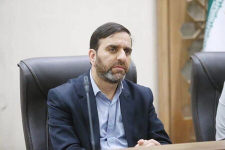 شهر به روش سنتی قابل اداره نیست؛ باید به سمت گردشگری و جذب سرمایه گذار حرکت کنیم.