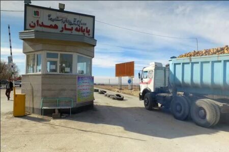 راه اندازی نوبت دهی و اعلام بار مکانیزه در پایانه سیمان هگمتانه بعد از ۲۶ سال