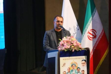 محصولات فرهنگی همدان در “گل های اطلسی” عرضه می شود