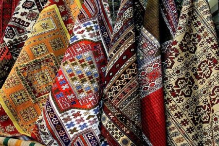 نمایش دست بافته‌های همدان در ۲۳مین نمایشگاه فرش