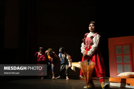 چهارمین روز از اجرای جشنواره بین المللی تئاتر کودک و نوجوان همدان 