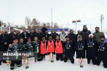 پایان هیجان در ارتفاعات همدان؛ قهرمانان والیبال برفی معرفی شدند