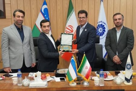 همدان و بخارا در مسیر توسعه مبادلات تجاری