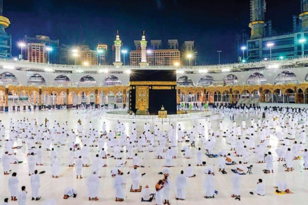 آمادگی کامل برای حج ۱۴۰۴ | از هشدار به کاروان‌ها تا مراقبت همه‌جانبه از سلامت و امنیت زائران