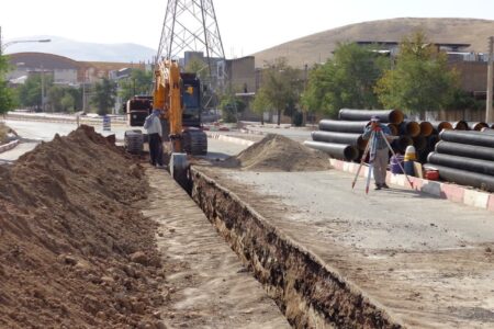 آغاز فاز دوم اجرای خط انتقال فاضلاب طرح نهضت ملی مسکن در سرکان
