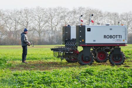 تحول هوش مصنوعی در کشاورزی: سم‌پاشی هوشمند و حذف دقیق علف‌های هرز
