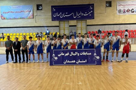 همدان فاتح والیبال پایه استان؛ بهار و کبودرآهنگ روی سکو