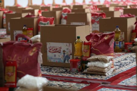 توزیع ۱۰ هزار بسته معیشتی پویش «ایران عاشورایی»